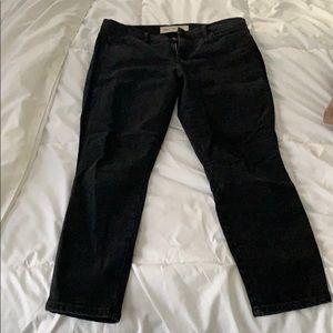 Gap true skinny ankle jeans. Black